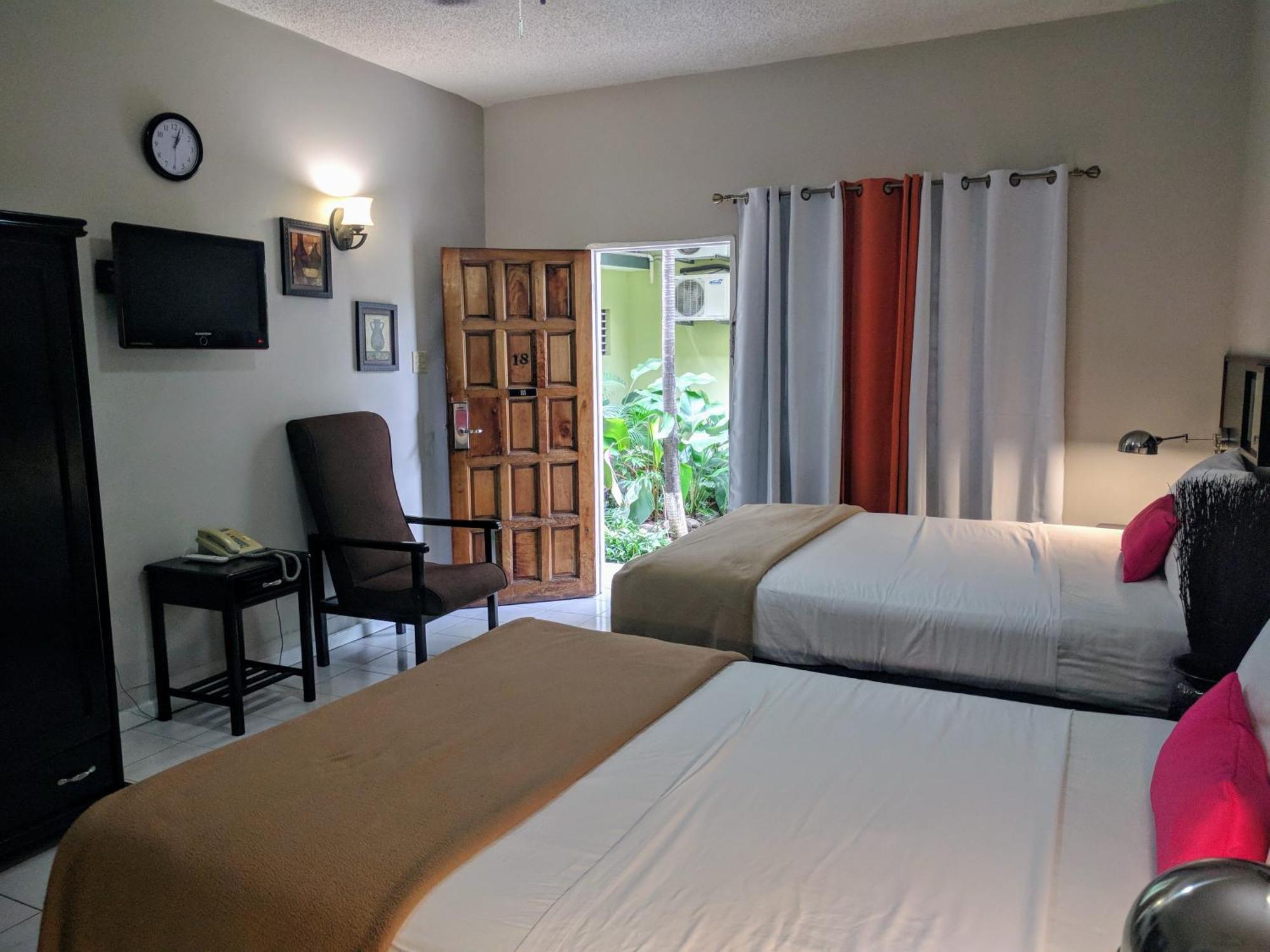 Christar Villas Hotel Kingston Exteriér fotografie