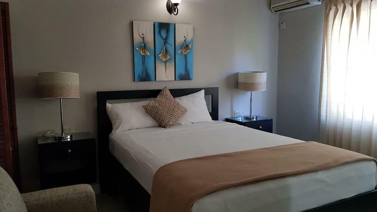 Christar Villas Hotel Kingston Exteriér fotografie